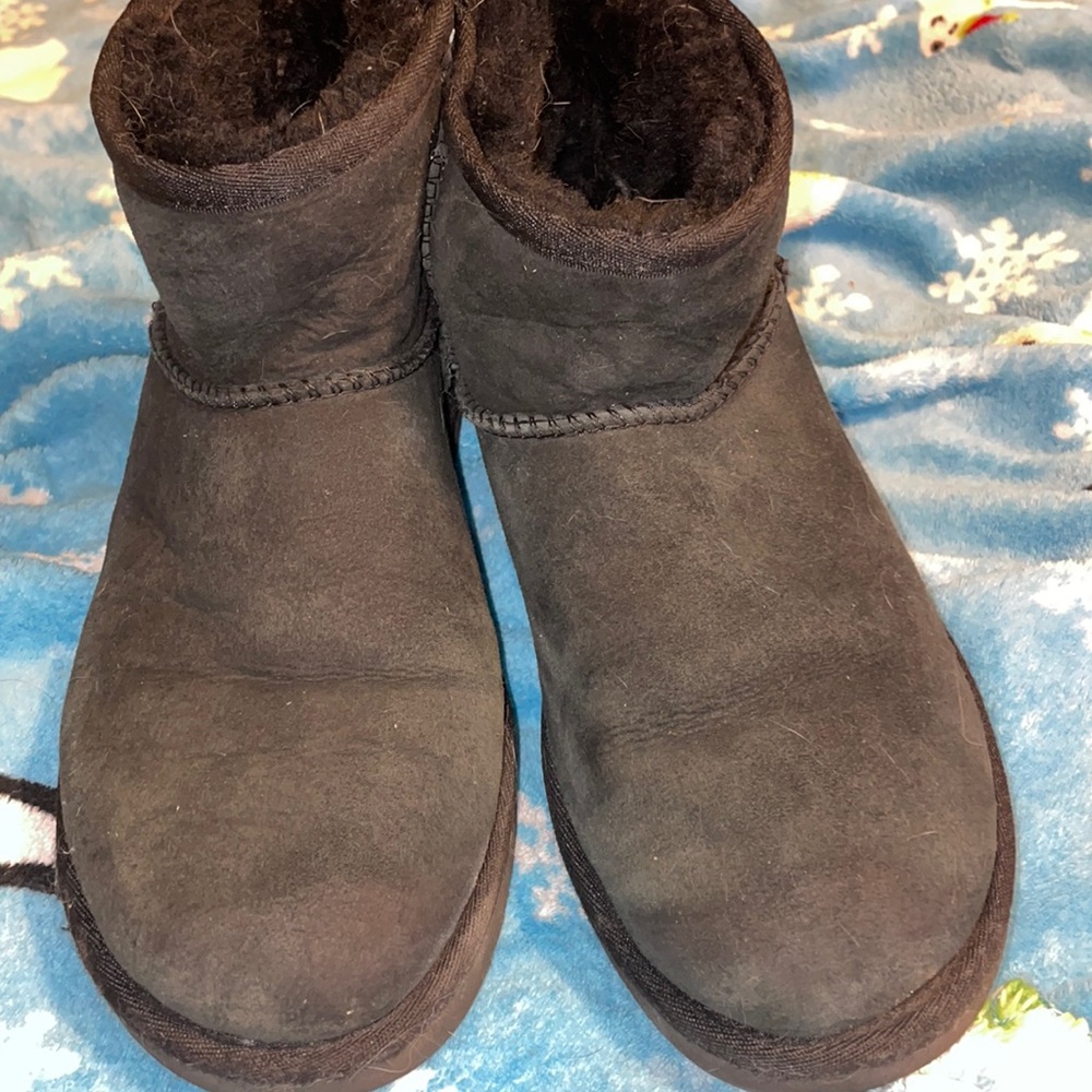 Mini Uggs - image 1